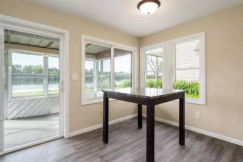 11109 Edgemere Ter, Roscoe, IL 61073 photo 14