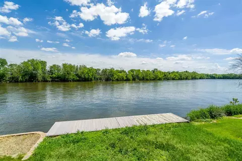 11109 Edgemere Ter, Roscoe, IL 61073 photo 8