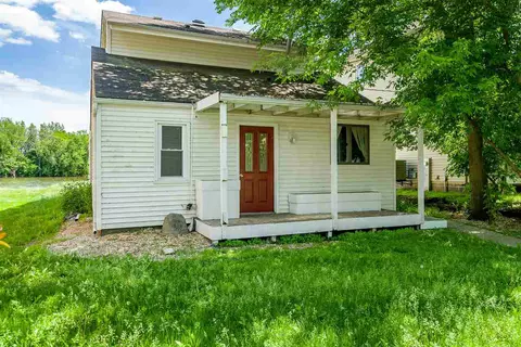 11109 Edgemere Ter, Roscoe, IL 61073 photo 1