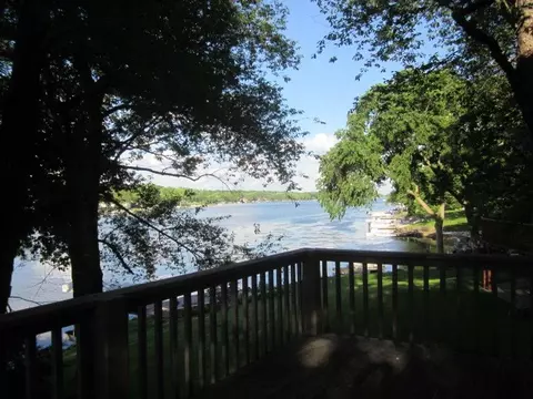 15 Delburne, Lake Summerset, IL 61019 photo 4