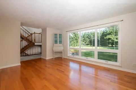 7627 E Rockton Rd, Roscoe, IL 61073 photo 5