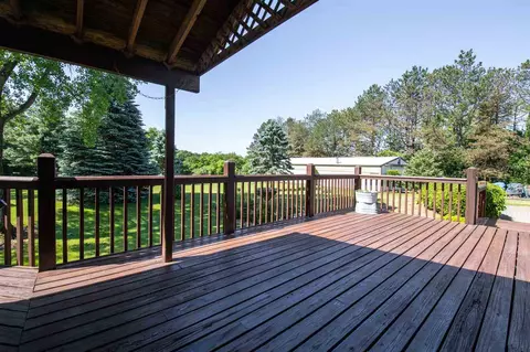 7627 E Rockton Rd, Roscoe, IL 61073 photo 29