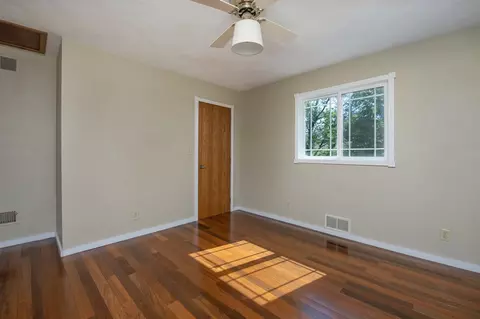 7627 E Rockton Rd, Roscoe, IL 61073 photo 20