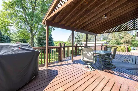 7627 E Rockton Rd, Roscoe, IL 61073 photo 30