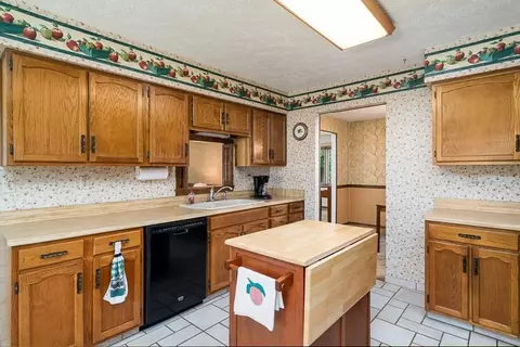 3644 Cutty Sark Rd, Cherry Valley, IL 61016 photo 11