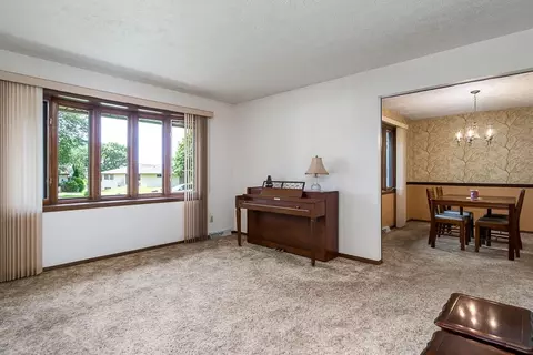 3644 Cutty Sark Rd, Cherry Valley, IL 61016 photo 3