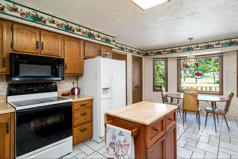 3644 Cutty Sark Rd, Cherry Valley, IL 61016 photo 14