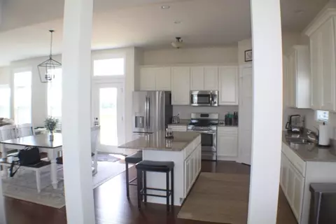638 Biscayne, Roscoe, IL 61073 photo 6