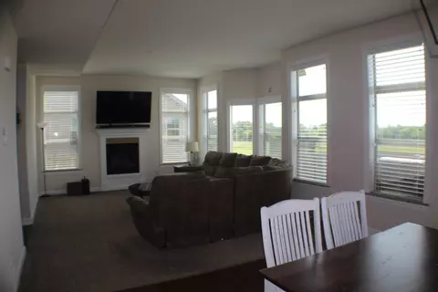 638 Biscayne, Roscoe, IL 61073 photo 13
