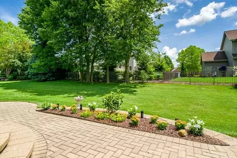 9829 Rambouillet Rdg, Roscoe, IL 61073 photo 34