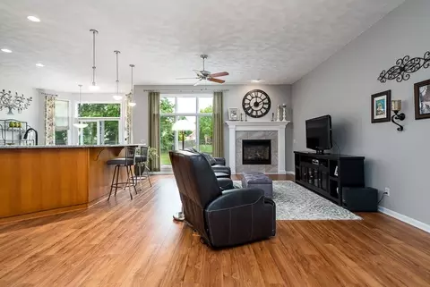 9829 Rambouillet Rdg, Roscoe, IL 61073 photo 11