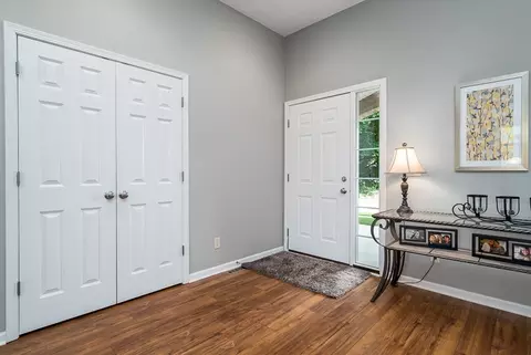 9829 Rambouillet Rdg, Roscoe, IL 61073 photo 6
