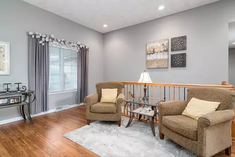 9829 Rambouillet Rdg, Roscoe, IL 61073 photo 7