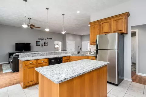 9829 Rambouillet Rdg, Roscoe, IL 61073 photo 17