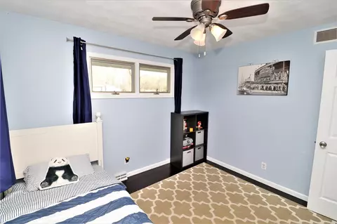 5693 Thompson Dr, Roscoe, IL 61073 photo 16