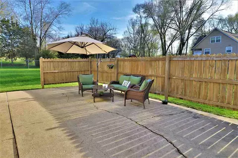 5693 Thompson Dr, Roscoe, IL 61073 photo 27
