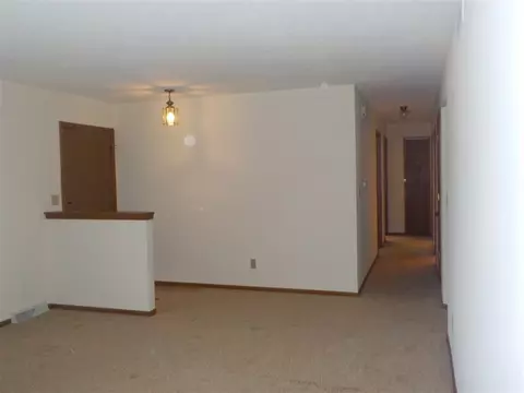 7450 Haymaker Ln, Cherry Valley, IL 61016 photo 5