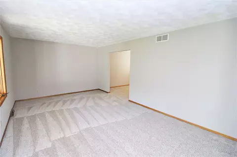 5245 Rowena Dr, Roscoe, IL 61073 photo 10