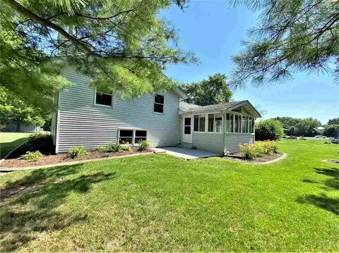 5245 Rowena Dr, Roscoe, IL 61073 photo 7