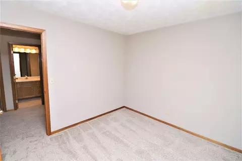 5245 Rowena Dr, Roscoe, IL 61073 photo 32