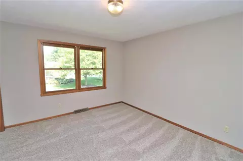 5245 Rowena Dr, Roscoe, IL 61073 photo 21