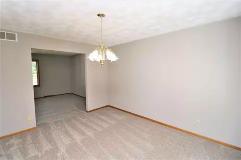 5245 Rowena Dr, Roscoe, IL 61073 photo 15