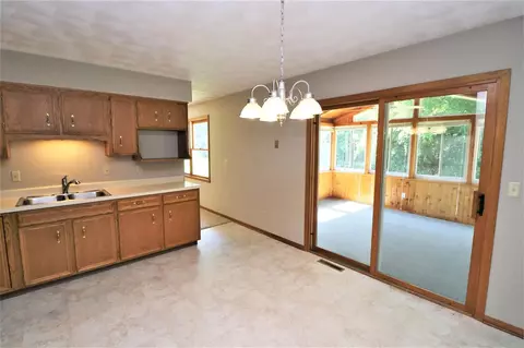 5245 Rowena Dr, Roscoe, IL 61073 photo 20