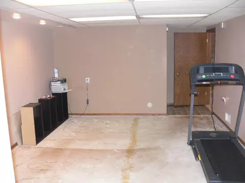 4502 Straw Ln, Roscoe, IL 61073 photo 21