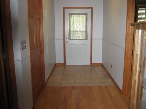 707 Elgin St, Cherry Valley, IL 61016 photo 14