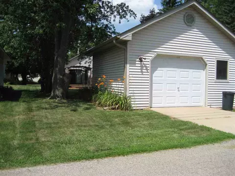 707 Elgin St, Cherry Valley, IL 61016 photo 16