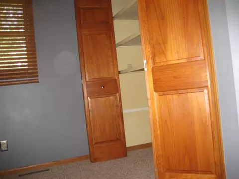 707 Elgin St, Cherry Valley, IL 61016 photo 4