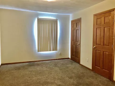 11317 Jasmine Dr, Roscoe, IL 61073 photo 8