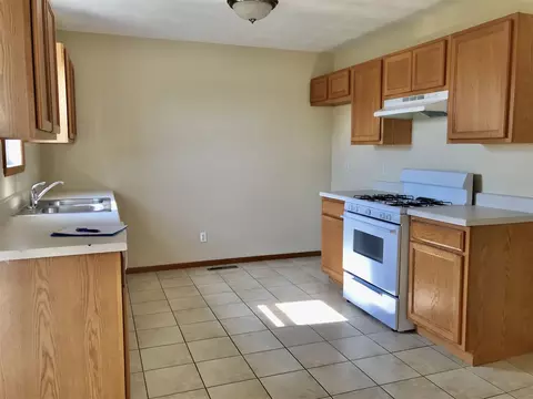 11317 Jasmine Dr, Roscoe, IL 61073 photo 7