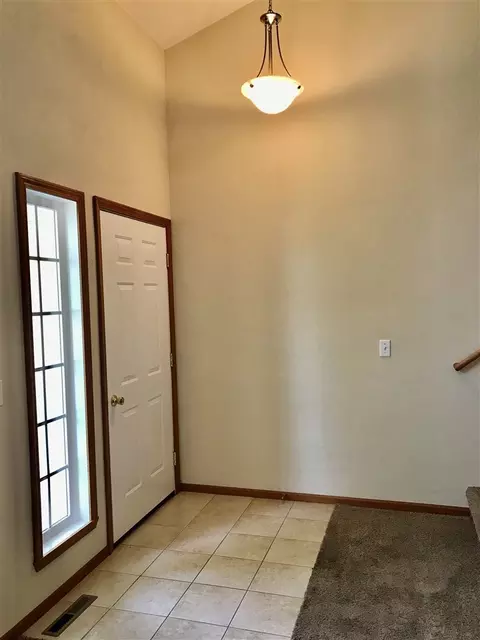 11317 Jasmine Dr, Roscoe, IL 61073 photo 3