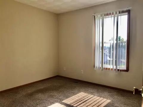 11317 Jasmine Dr, Roscoe, IL 61073 photo 11