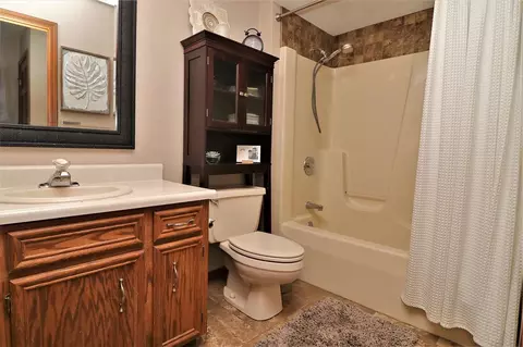 5215 Rowena Dr, Roscoe, IL 61073 photo 23