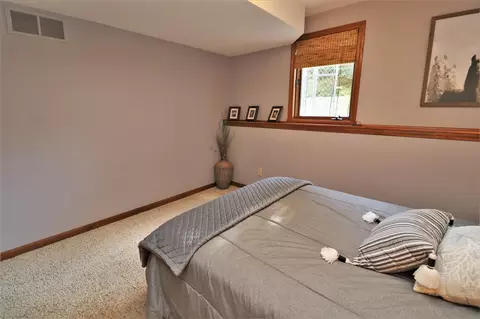 5215 Rowena Dr, Roscoe, IL 61073 photo 31