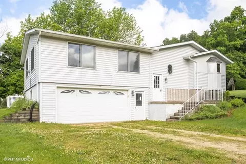 995 Winborne Rd, Lake Summerset, IL 61019 photo 2