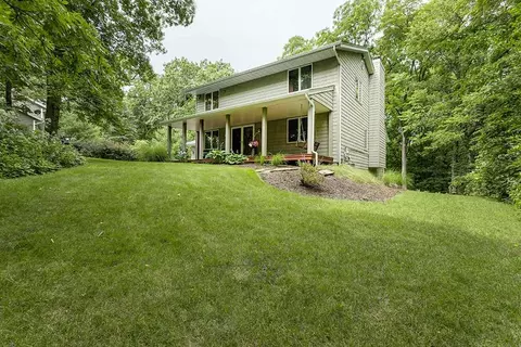 10314 Chris Dr, Roscoe, IL 61073 photo 3