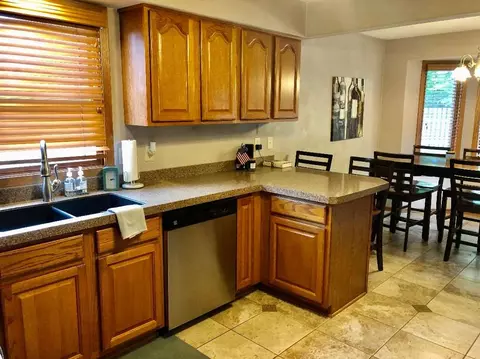 1175 Old Hunter Run, Byron, IL 61010 photo 11