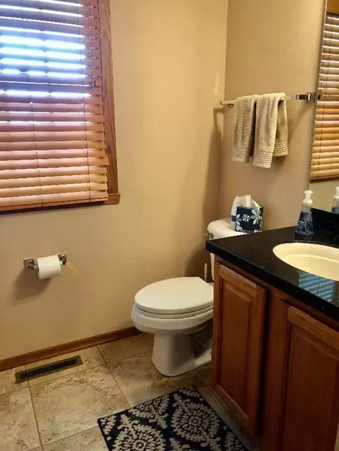 1175 Old Hunter Run, Byron, IL 61010 photo 8