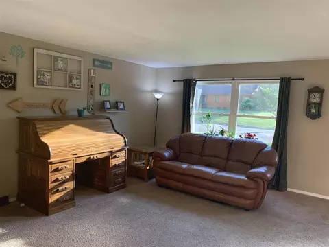 1510 Monroe St, Pecatonica, IL 61063 photo 6