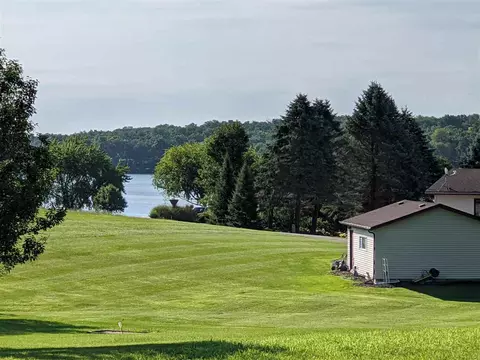 949 Lake Summerset Rd, Lake Summerset, IL 61019 photo 2