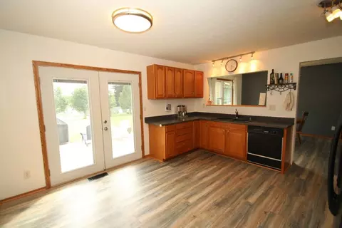 9758 Redfield, Roscoe, IL 61073 photo 10