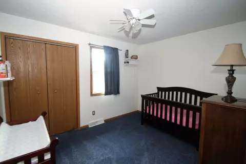 9758 Redfield, Roscoe, IL 61073 photo 18