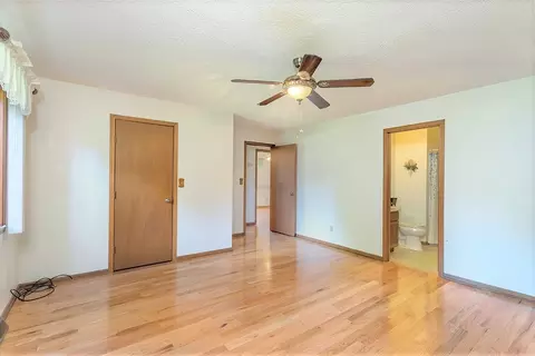 9655 Applegate Dr, Roscoe, IL 61073 photo 12