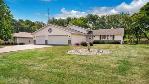 7167 Rye Ridge Trl, Cherry Valley, IL 61016 photo 1