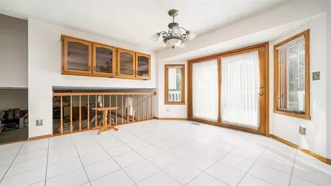 7167 Rye Ridge Trl, Cherry Valley, IL 61016 photo 10