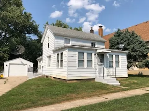 102 E 3rd St, Leaf River, IL 61047 photo 1