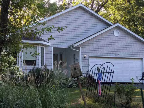 721 Heathcliff, Lake Summerset, IL 61019 photo 1